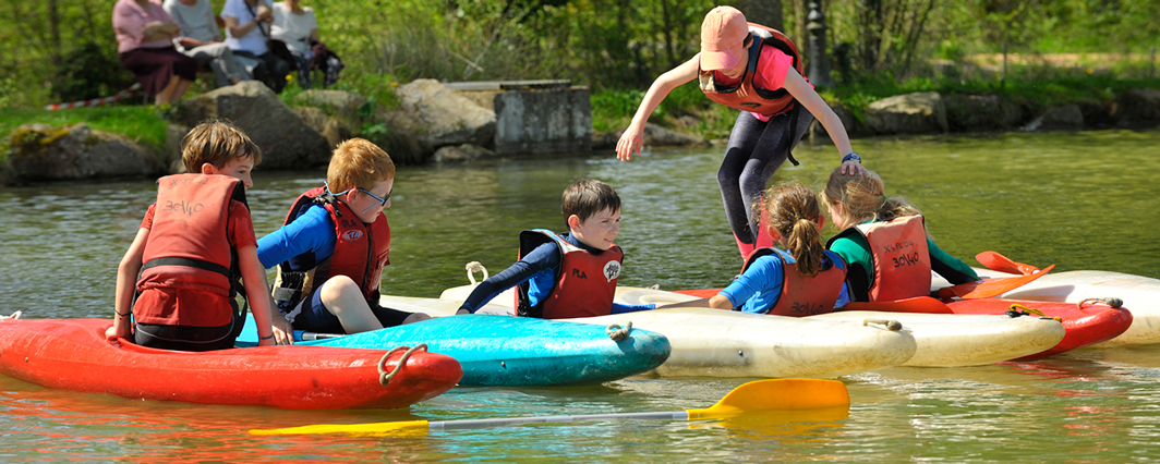 Le club propose des séances kayak pendant les vacances…